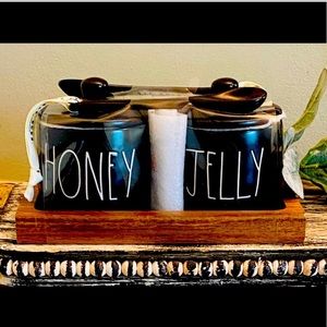 New Rae Dunn Ceramic Honey / Jelly 🍯
